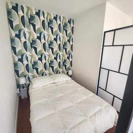 Appartement Grand 40m² Avec Coin Nuit, Vue Et Port, Parking Privé - Fr-1-746-29